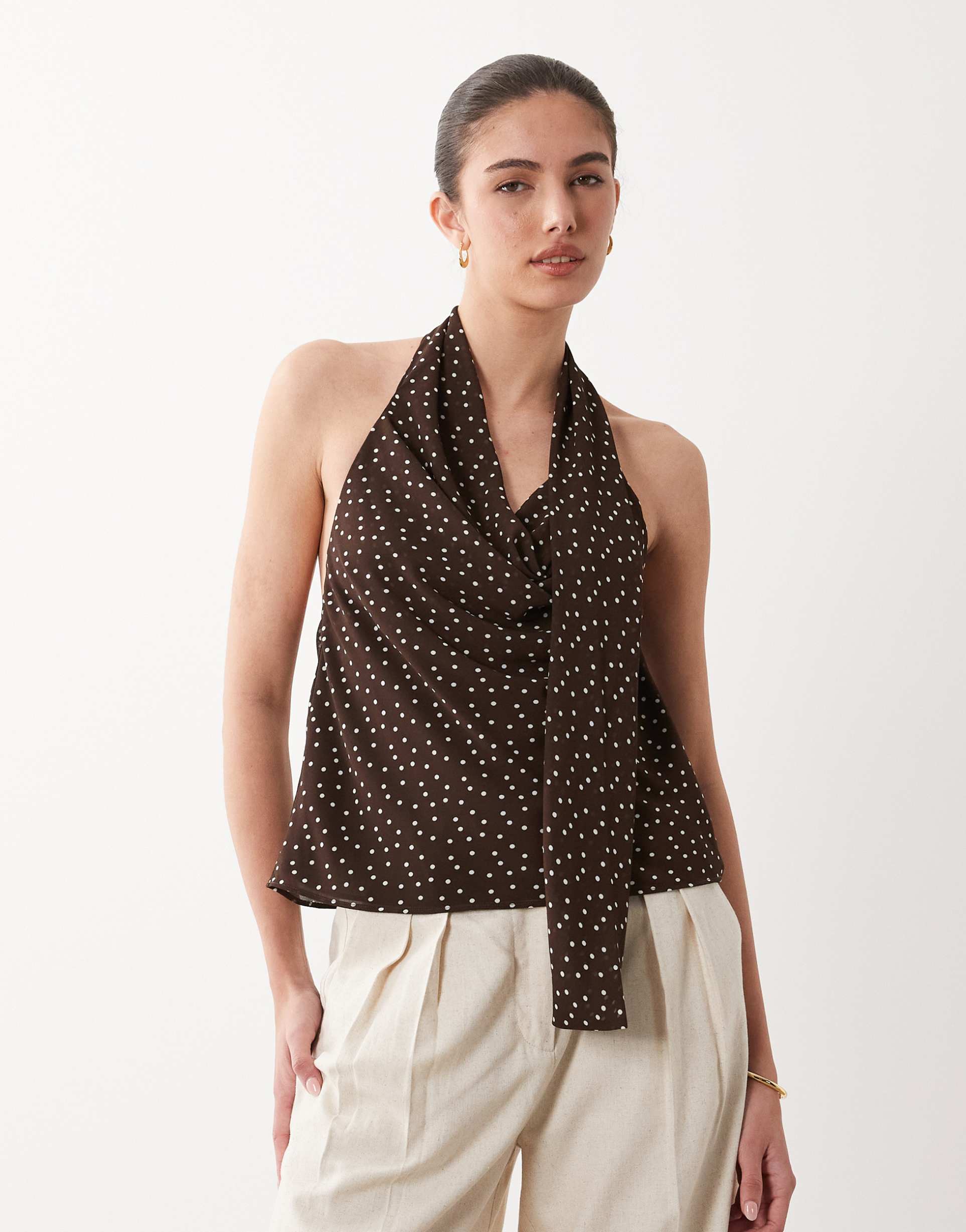 mango tie detail tank top in brown polka dots