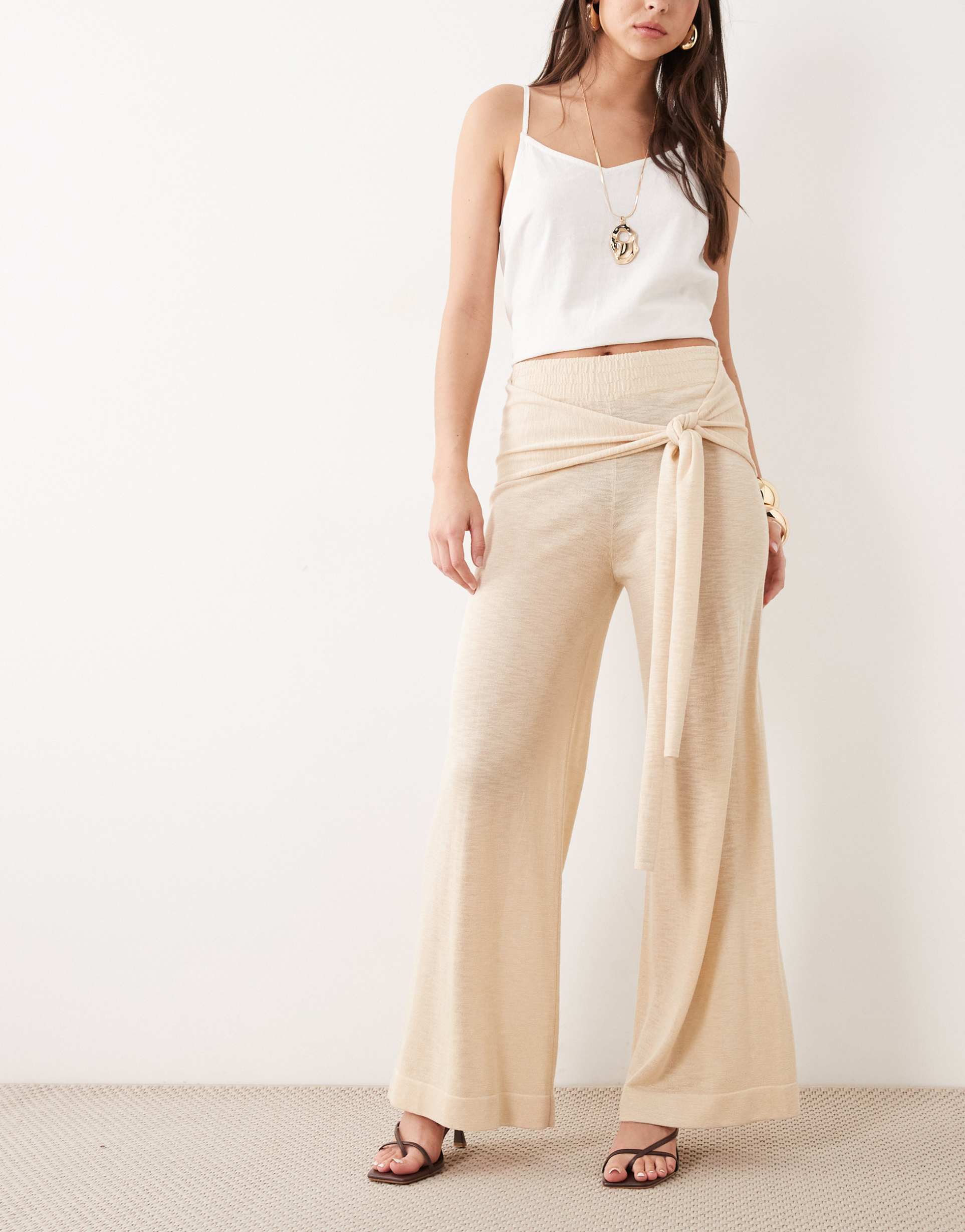 mango tie waist straight pants in beige