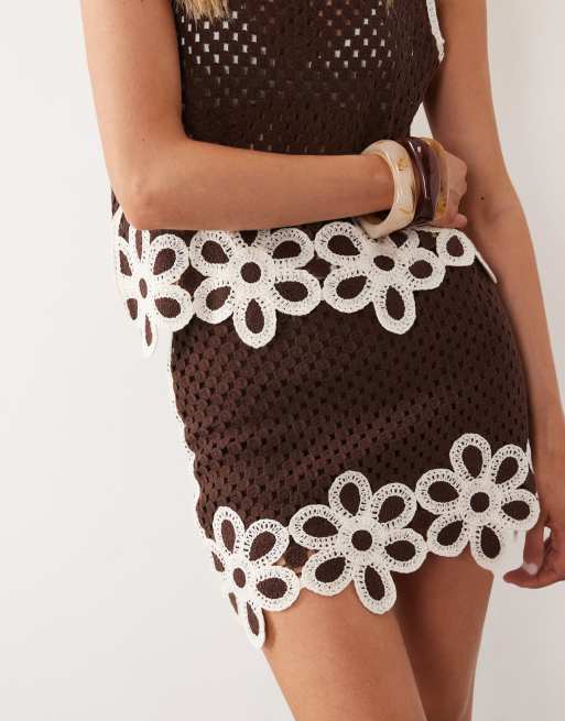 Mango Tomi crochet knit mini skirt co-ord with flower detail in brown, 2 of 5