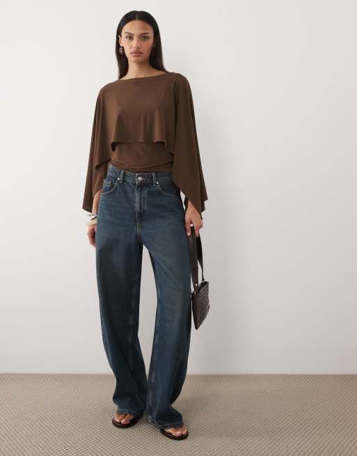 Mango - Top a maniche corte marrone con scollo rotondo e mantella, 2 di 4