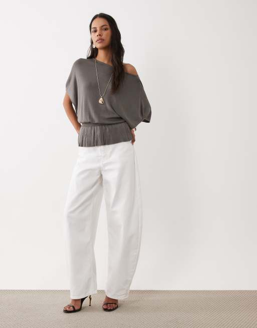 Mango top lavorato a maglia grigio con scollo a barchetta e maniche corte, 3 di 4