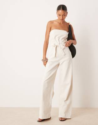 Mango - Tuta jumpsuit a fascia bianca in cotone con cintura - view 1
