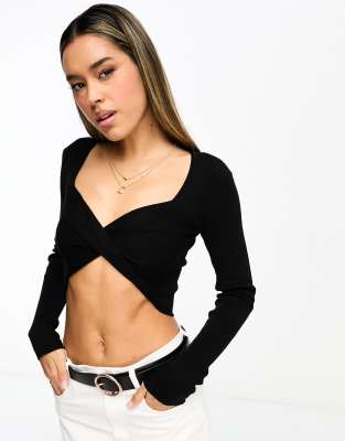 Long Sleeve Twist Front Crop Top