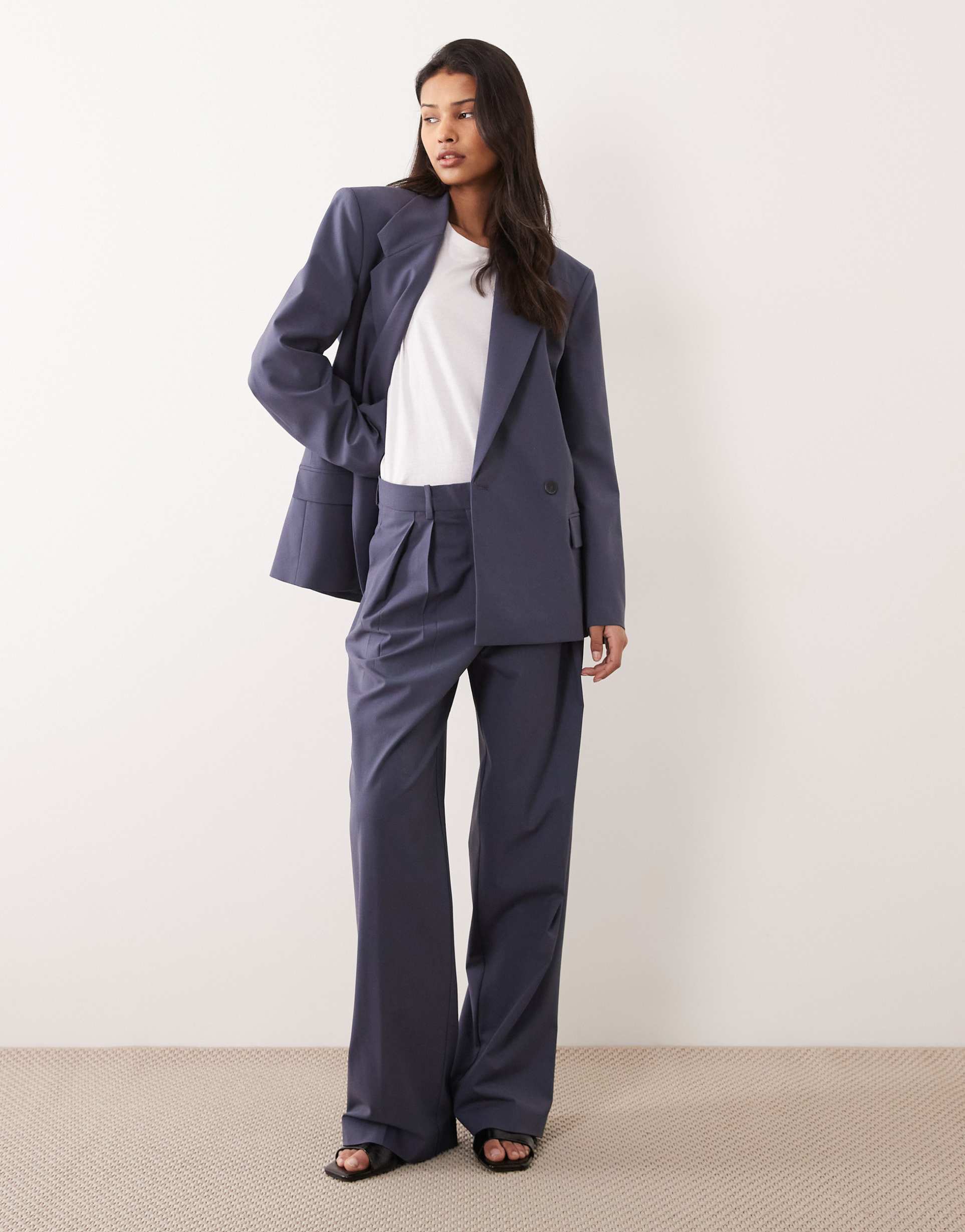 mango uma tailored barrel pants in blue - part of a set
