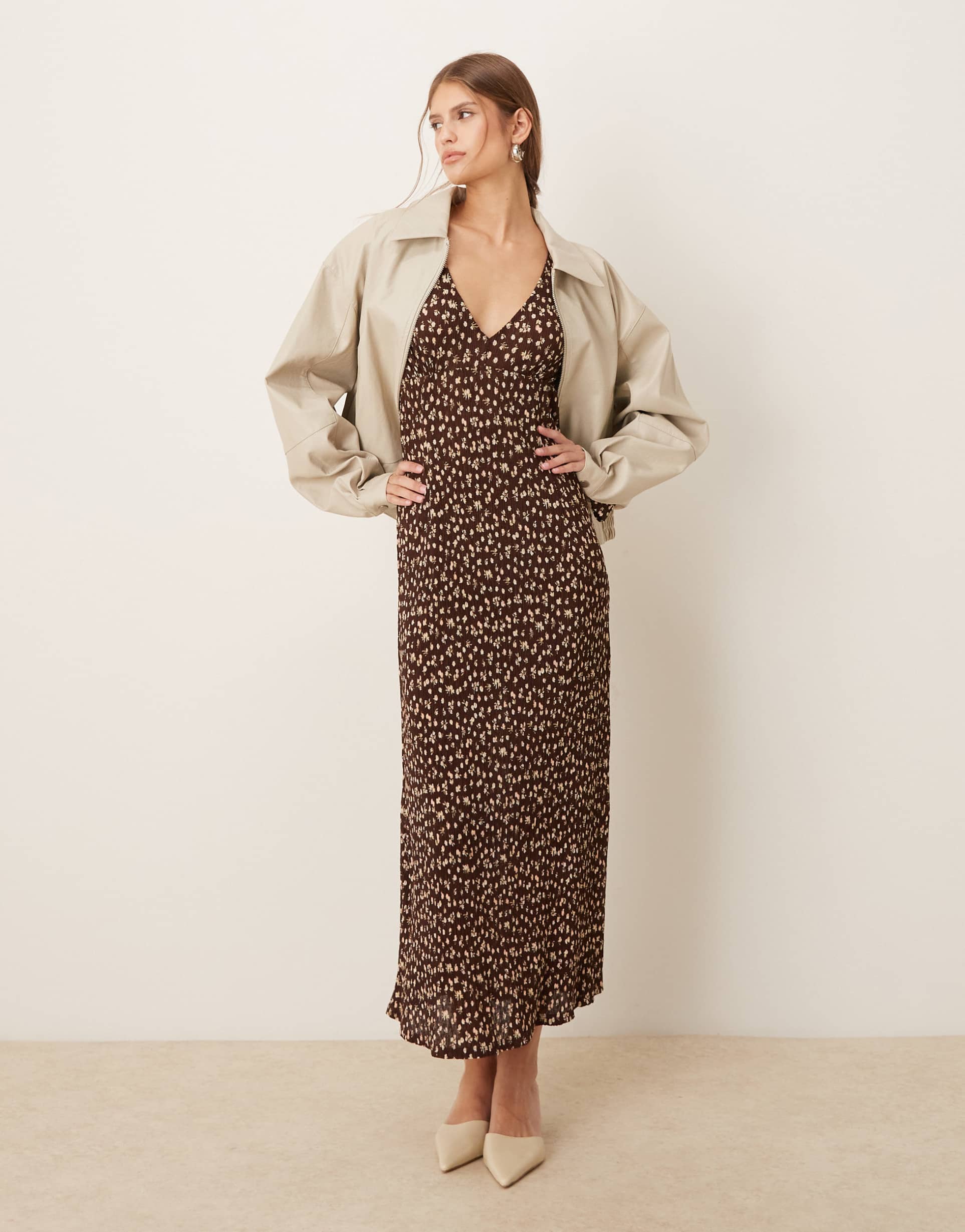 mango v-neck long sleeve plisse midi dress in brown delicate floral print