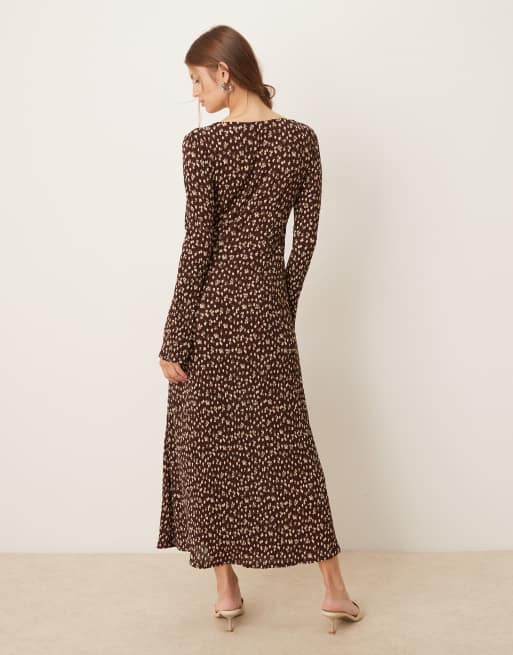Mango v-neck long sleeve plisse midi dress in brown delicate