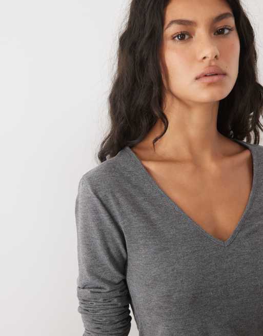 Mango v neck long sleeve t-shirt in grey, 3 of 4