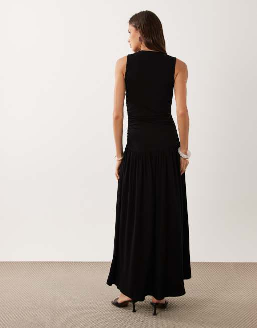Mango v neck ruched maxi dress in black, 4 of 4