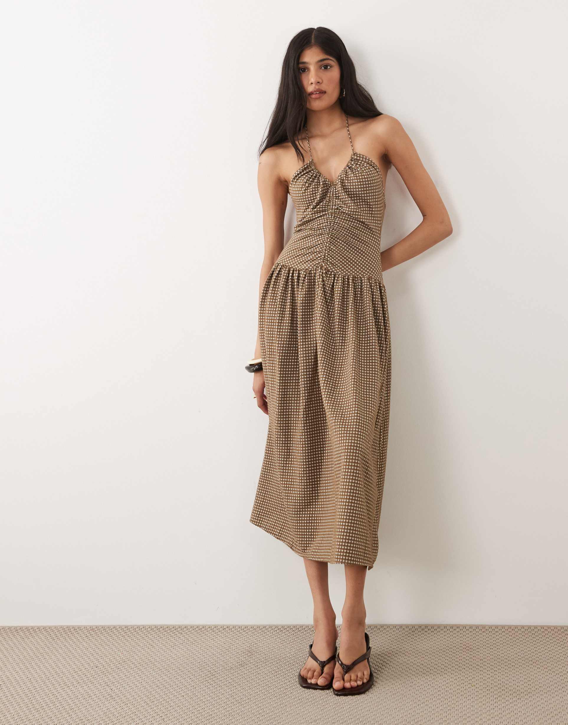mango v-neck sleeveless ruched waist midi dress in khaki check