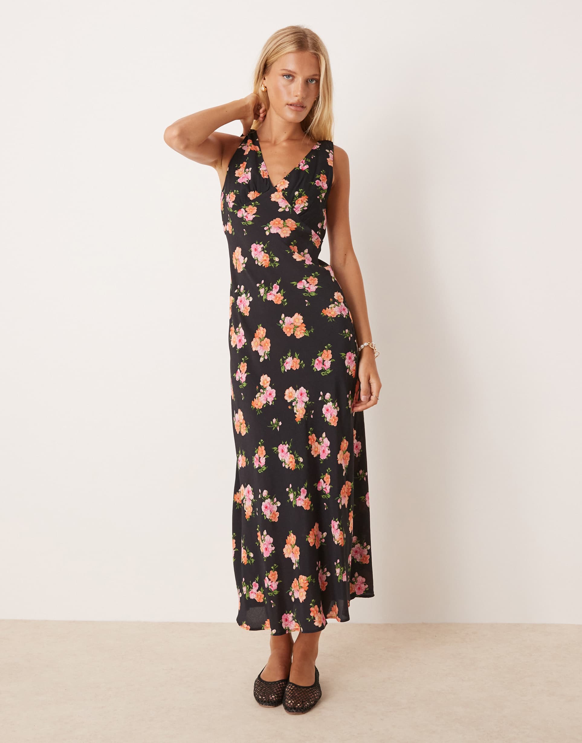 mango v neck tea dress in dark floral print