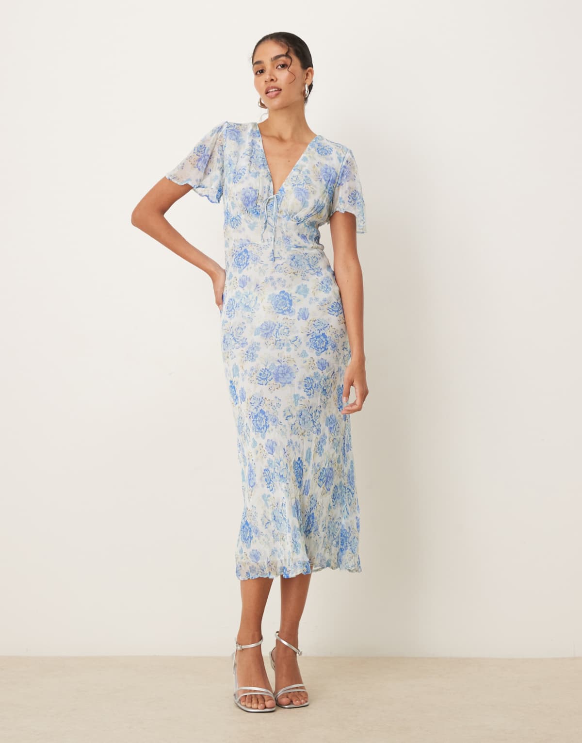 Mango v-neck tie detail short sleeve midaxi dress with floral print in pastel blue