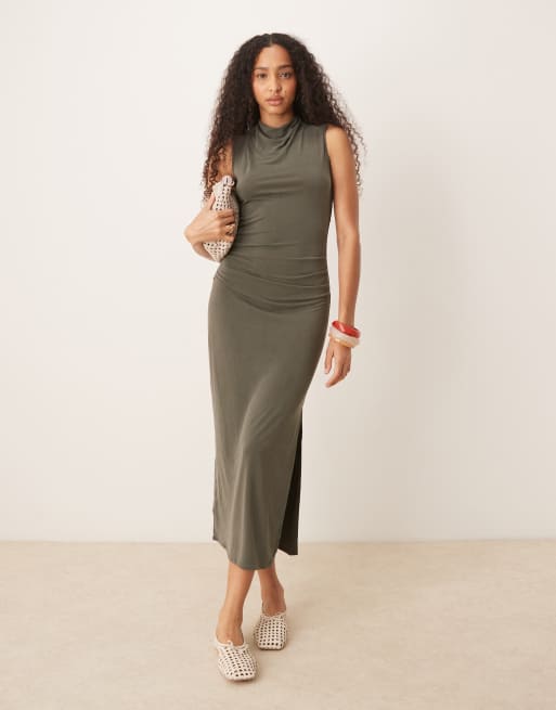 Mango – Weiches Maxikleid in verwaschenem Khaki mit akzentuierter Taille