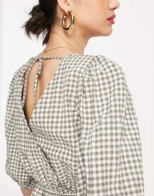 Mango – Wickelkleid mit Vichy-Karos in Beige | ASOS