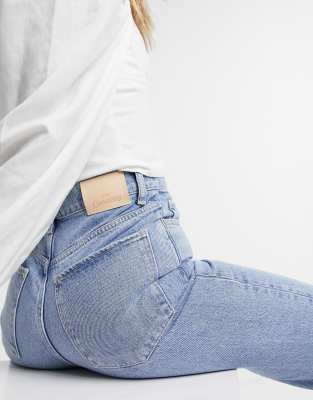 90's light blue jeans