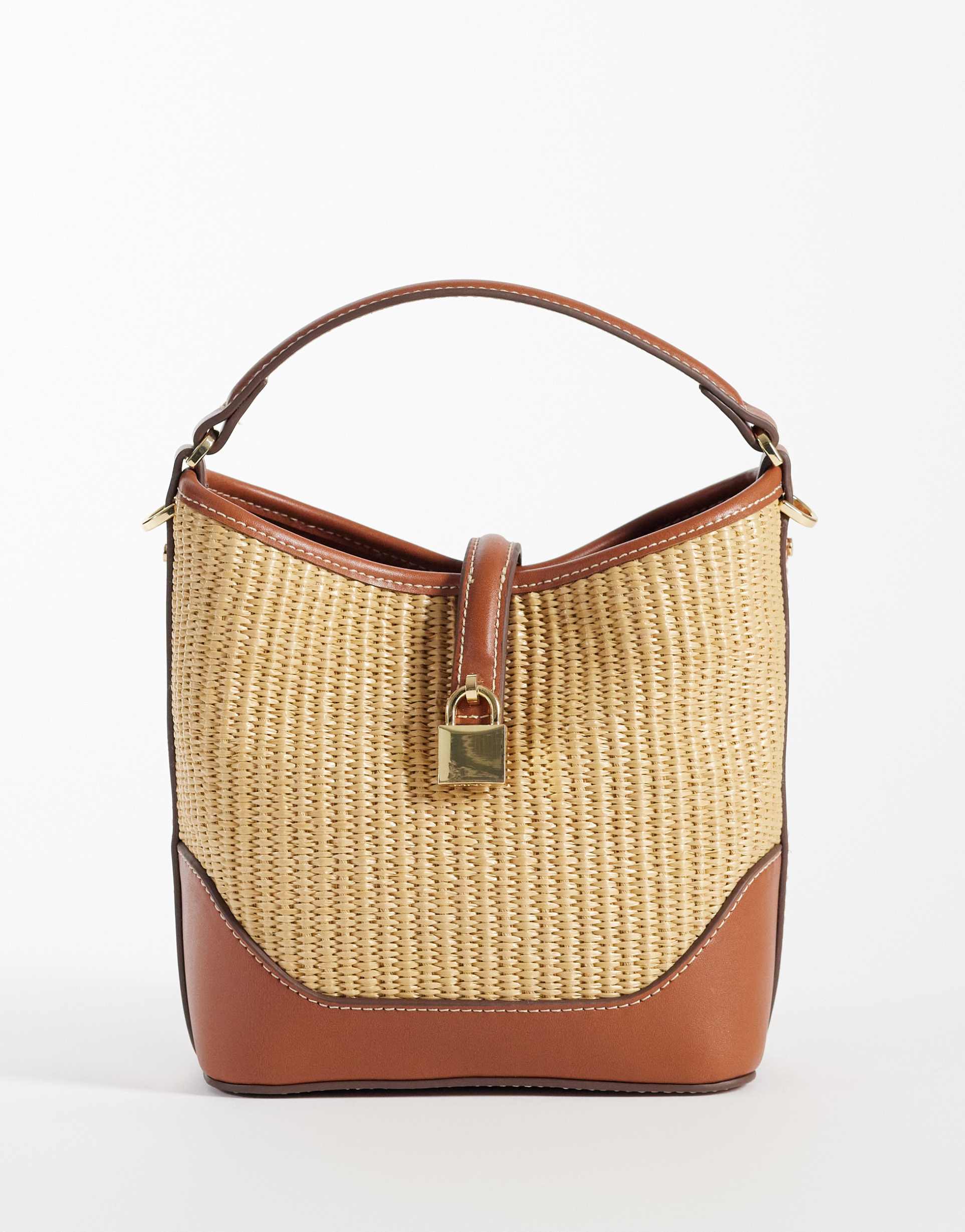 mango woven bucket bag with buckle in beige