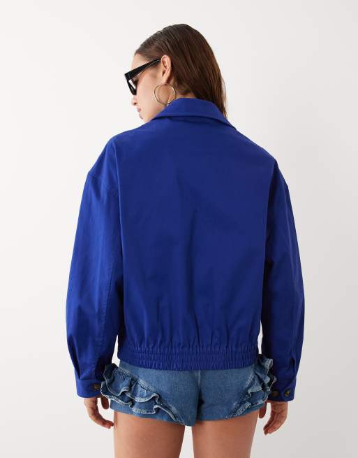 Mango x Hailey Bieber – Niebieska kurtka bomberka z golfem i zamkiem, 4 z 4