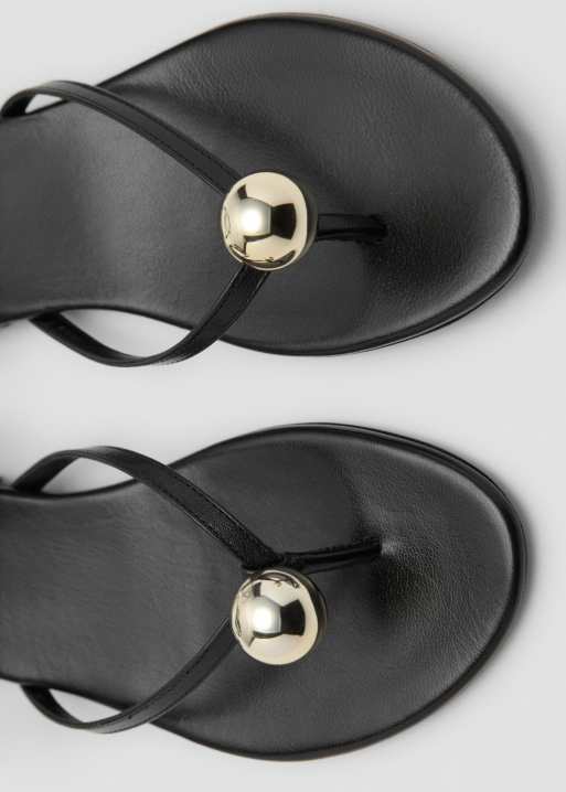 Mango x Kaia Gerber - Sandales plates en cuir avec brides croisées - Noir , 4 de 4