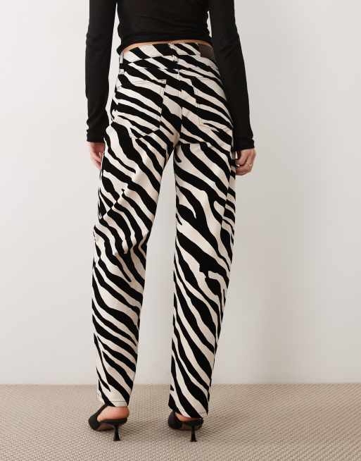 Mango Zebri straight jean in zebra print , 3 of 5