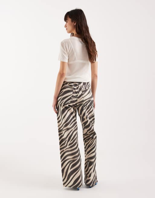 Mango – Zebri – Straight Jeans aus reiner Baumwolle mit Zebramuster, 3 von 5