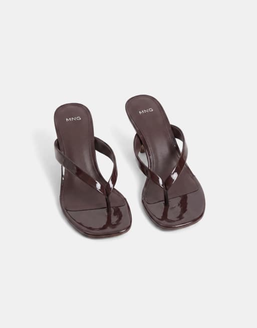 Mango – Zehenstegsandalen in Schokobraun mit Absatz, 6 von 8