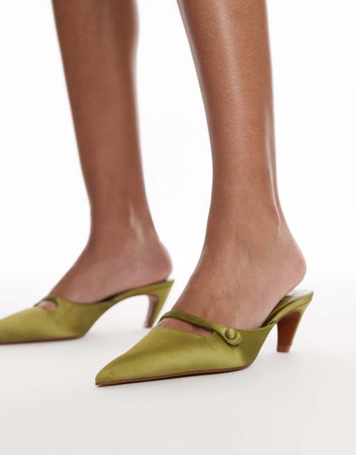 Mango – Zielone satynowe buty na obcasie ze skrzyżowanymi paskami z przodu