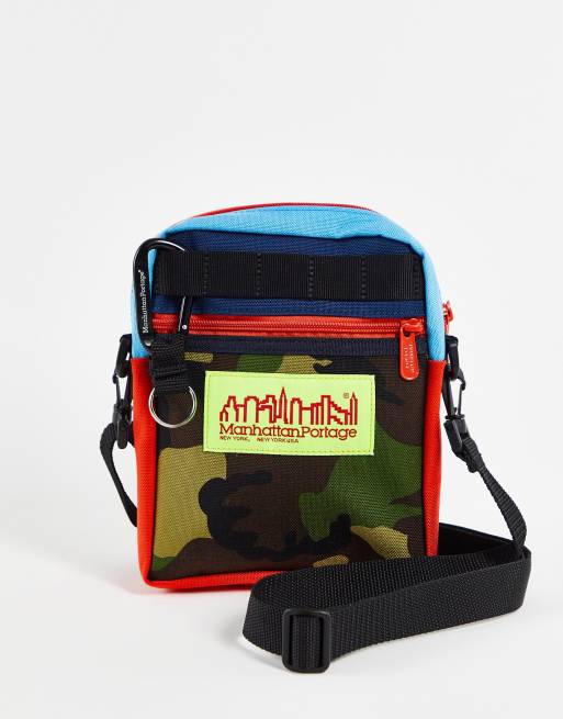 Manhattan Portage – Coney Island – Orange och blå axelremsväska med kamouflagemönster