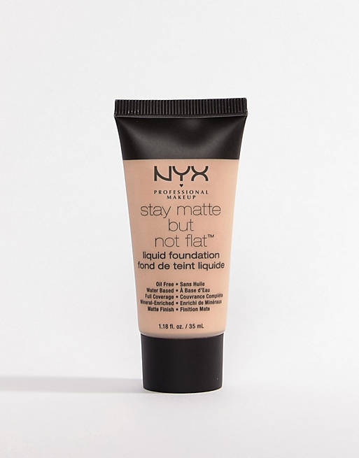  Maquillaje líquido Stay Matte But Not Flat de NYX Professional Makeup