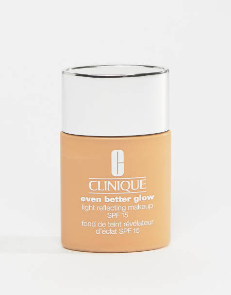 Maquillaje que refleja la luz con FPS 15  Even Better Glow de 30 ml de Clinique - view 1