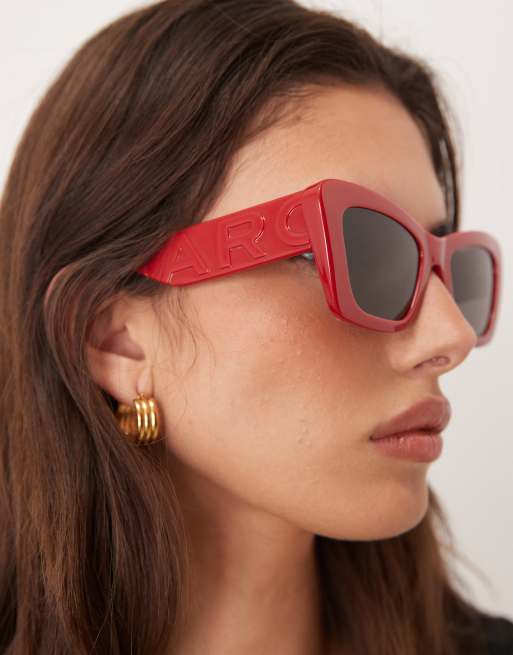 Marc Jacobs   cat eye sunglasses in red , 3 of 3