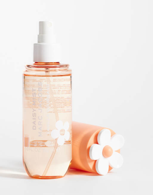 Marc Jacobs Daisy Mist Vanilla Gourmand Hair and Body Mist for Women 150ml, 3 of 4
