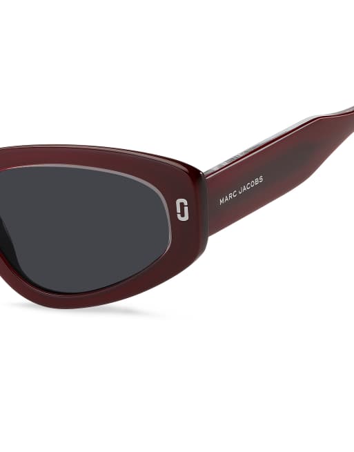 Marc Jacobs gafas de sol estilo ojos de gato con lentes grises en rojo, 4 de 6