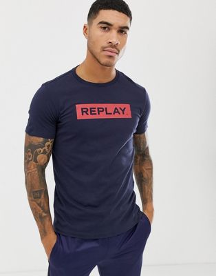 Marineblå T-shirt med rund hals og fremhævet logo fra Replay