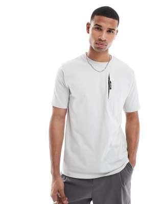 Marshall Artist Marshall Artist technica t-shirt in grey