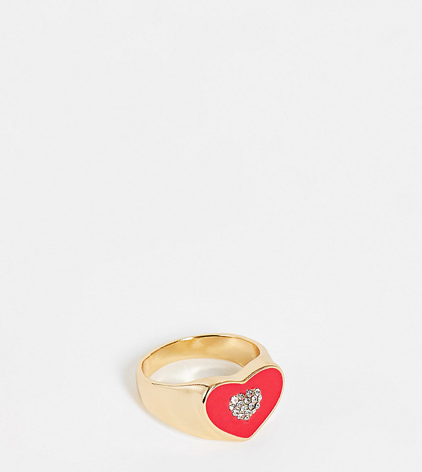 фото Массивное кольцо с ярко-розовым эмалированным сердечком designb london curve-розовый цвет