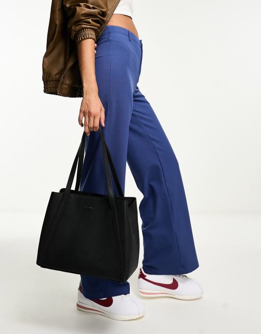 Matt & Nat Zoey vegan-friendly leather tote bag in black , 4 of 4