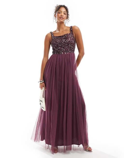 Maya – Brautjungfer – Verziertes Träger-Maxikleid in Beerenrot