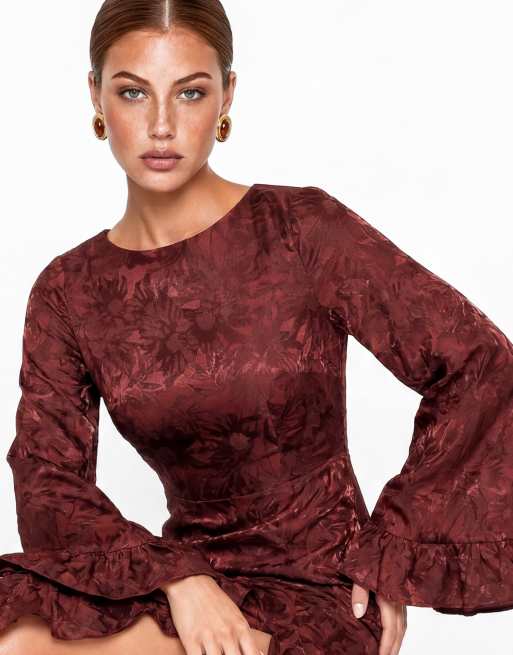 Maya Floral jacquard waterfall ruffle satin maxi dress in dark red, 3 of 5