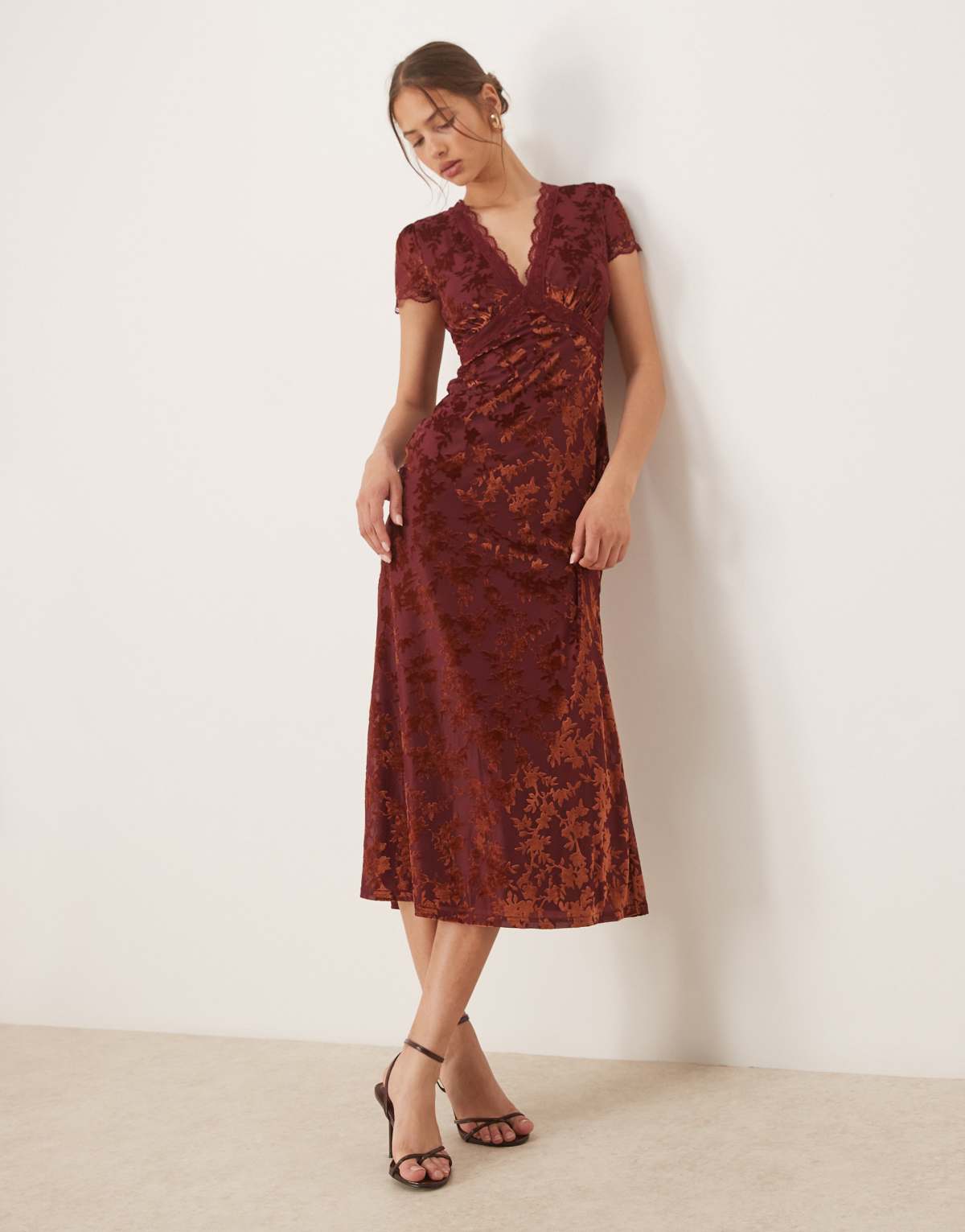 Maya Floral velvet v neck midaxi dress in copper rose
