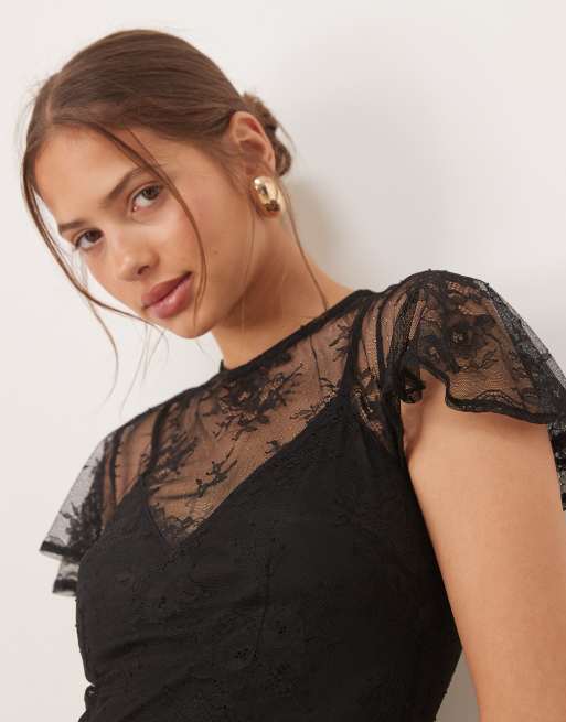 Maya Flutter sleeve lace maxi dress in black, 3 of 4