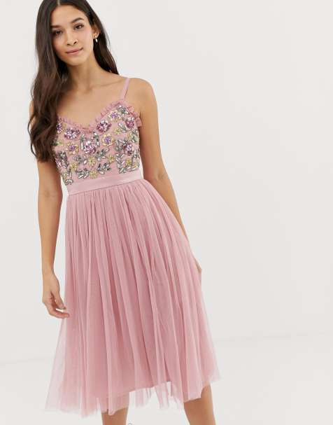 Maya – Midi-Trägerkleid mit kontrastierend verziertem Oberteil aus Tüll mit Rosenmuster im Vintagestil