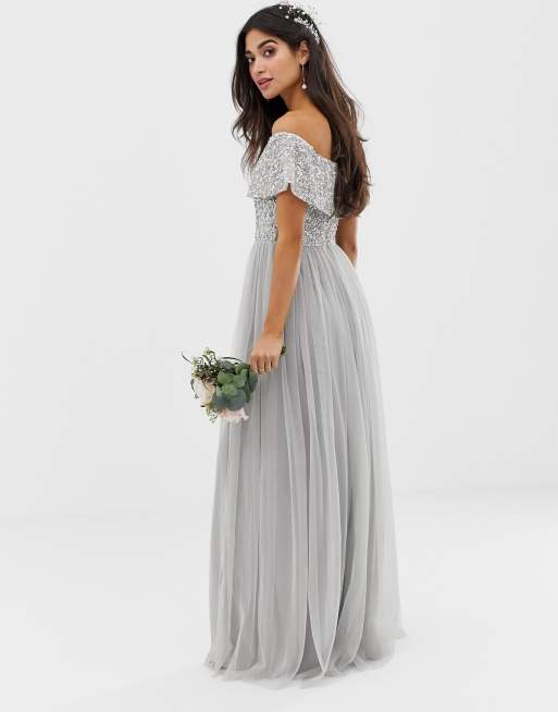 Maya Petite Bridesmaid Maxi Tullkleid mit Bardot Ausschnitt und filigranen farblich passenden Paillette in Silber