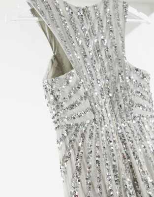 sleeveless silver dress