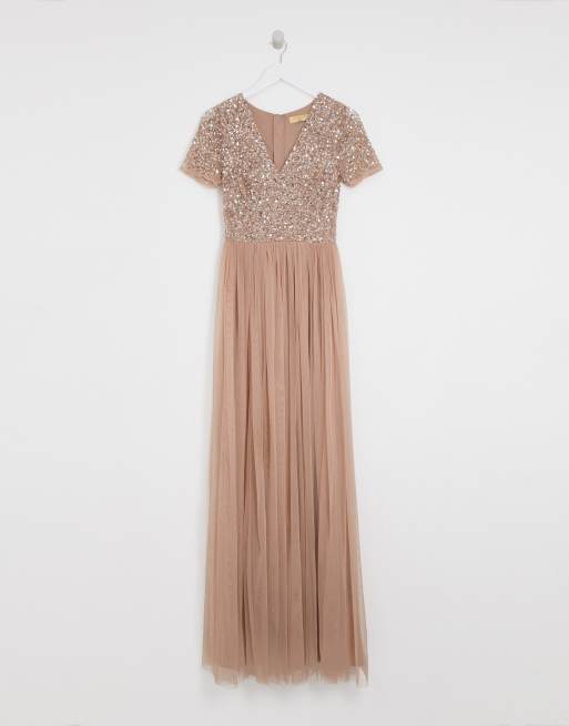 Maya Tall passenden V Maxi farblich und Tüllkleid blush filigranen braungrau Ausschnitt mit Pailletten rrwgTdqHR