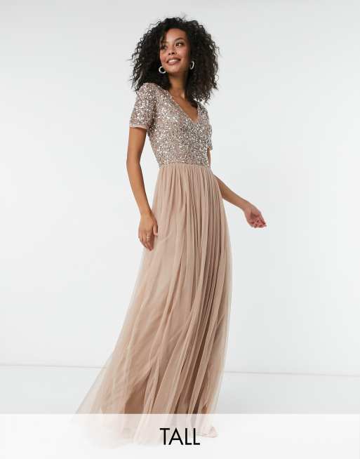 robe maya sequin