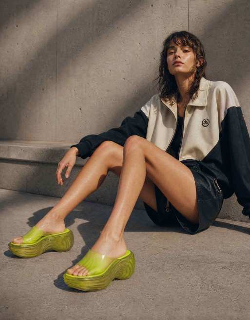 Melissa x Diesel Quantam platform wedge in transparent yellow, 3 of 4