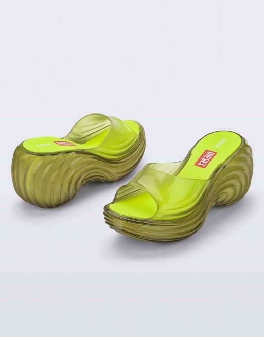 Melissa x Diesel Quantam platform wedge in transparent yellow, 4 of 4