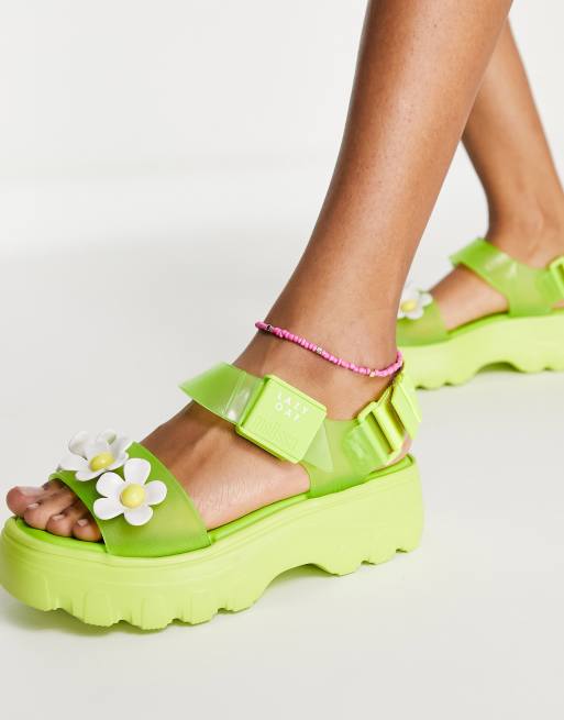 Melissa x Lazy Oaf – Limonkowe sandały | ASOS