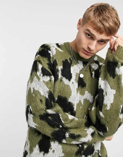 Mennace brushed crew neck knitted jumper in camo print