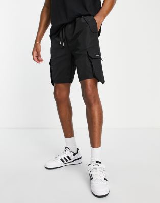 Mennace cargo shorts in black