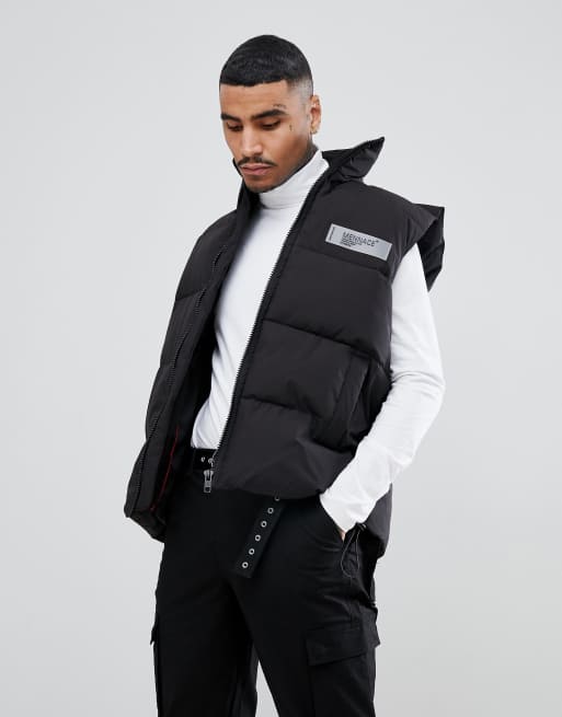 Mennace Gilet Met Logo Op De Achterkant In Zwart Asos